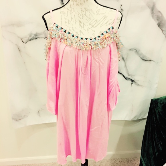 velzera Tops - Velzera Women’s Plus Pink Cold Shoulder Top 1X